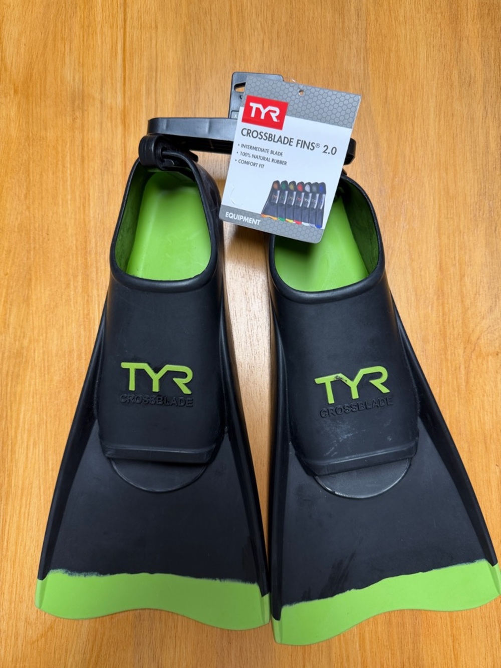 TYR Black and Lime Green Short Blade Swim Fins